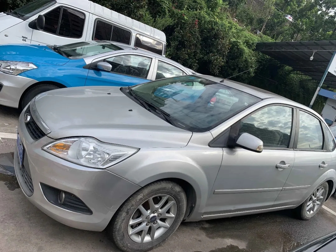 公開拍賣?？怂?、上海別克牌機(jī)動(dòng)車